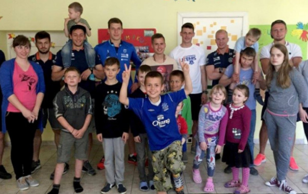 „Utenio“ futbolininkai – pilietiniame projekte „Aš už Lietuvą“