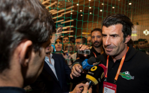Legendinis Portugalijos futbolininkas L.Figo turi lūkesčių Lietuvoje