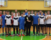 „Lietava“ prieš šventes varžėsi draugiškame kalėdiniame turnyre su moksleiviais